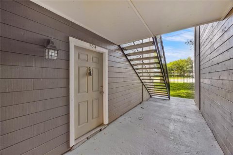 Condo in Altamonte Springs, Florida, 1 bedroom  № 1831481 - photo 7
