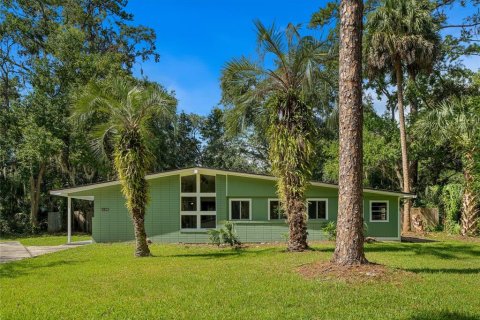 House in Gainesville, Florida 3 bedrooms, 146.97 sq.m. № 2350106