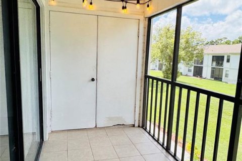 Condo in Oldsmar, Florida, 2 bedrooms № 2219305 - photo 12
