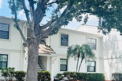 Condo in Oldsmar, Florida, 2 bedrooms  № 2219305