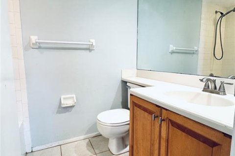 Condo in Oldsmar, Florida, 2 bedrooms № 2219305 - photo 9