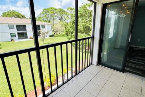 Condo in Oldsmar, Florida, 2 bedrooms № 2219305 - photo 13