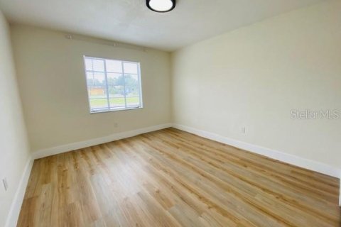 House in Saint Petersburg, Florida 2 bedrooms, 83.61 sq.m. № 1913958 - photo 11
