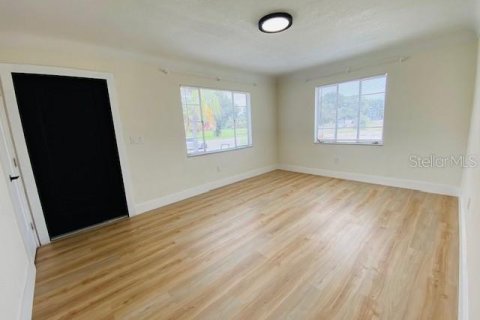 House in Saint Petersburg, Florida 2 bedrooms, 83.61 sq.m. № 1913958 - photo 3