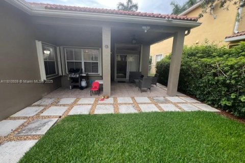 Casa en venta en Weston, Florida, 3 dormitorios, 154.4 m2 № 1755922 - foto 15