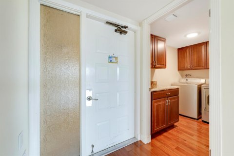 Condo in Palm Beach Gardens, Florida, 2 bedrooms  № 2146145