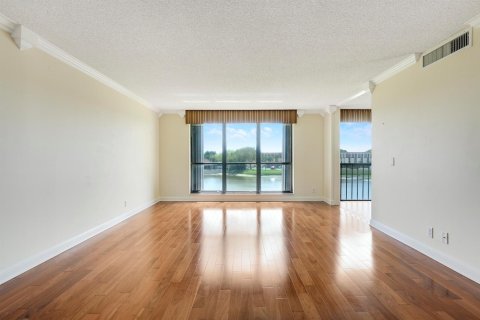Condo in Palm Beach Gardens, Florida, 2 bedrooms  № 2146145 - photo 5
