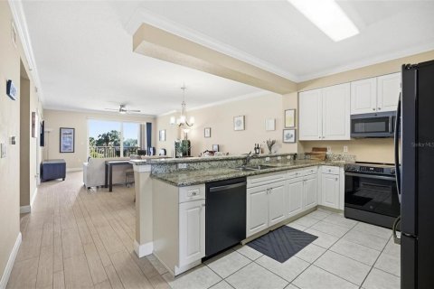 Condominio en venta en Palm Coast, Florida, 3 dormitorios, 152.36 m2 № 2150882 - foto 6