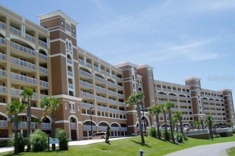 Condominio en venta en Palm Coast, Florida, 3 dormitorios, 152.36 m2 № 2150882 - foto 2