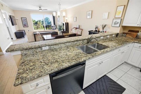 Condominio en venta en Palm Coast, Florida, 3 dormitorios, 152.36 m2 № 2150882 - foto 16
