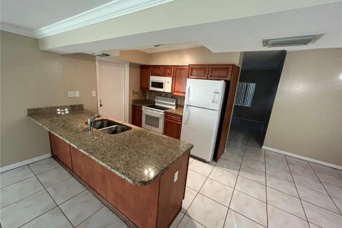 Villa ou maison à louer à Orlando, Floride: 3 chambres, 147.99 m2 № 2138313 - photo 17