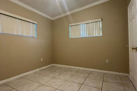 Villa ou maison à louer à Orlando, Floride: 3 chambres, 147.99 m2 № 2138313 - photo 11