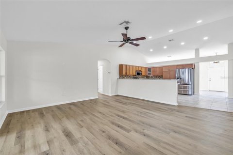 Villa ou maison à vendre à Spring Hill, Floride: 3 chambres, 167.41 m2 № 1884930 - photo 21