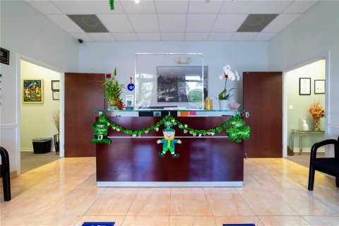 Immobilier commercial à louer à Orlando, Floride: 1.21 m2 № 375359 - photo 3