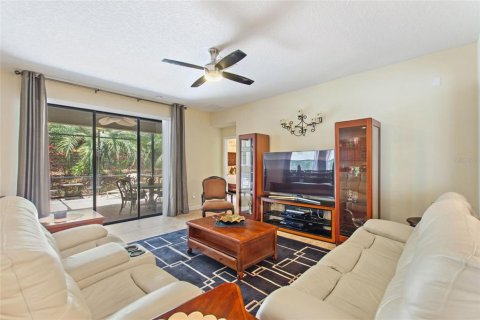 Villa ou maison à vendre à Davenport, Floride: 3 chambres, 238.85 m2 № 1841863 - photo 11