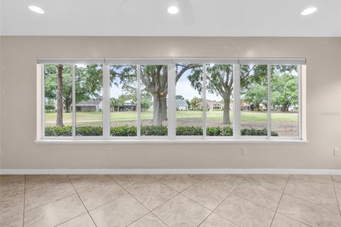 House in The Villages, Florida 3 bedrooms, 207.92 sq.m. № 1624809 - photo 24