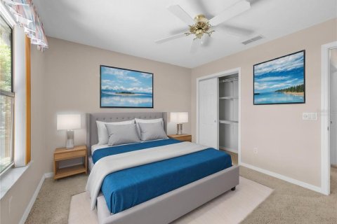 House in The Villages, Florida 3 bedrooms, 207.92 sq.m. № 1624809 - photo 27
