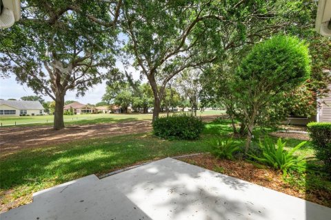 House in The Villages, Florida 3 bedrooms, 207.92 sq.m. № 1624809 - photo 25