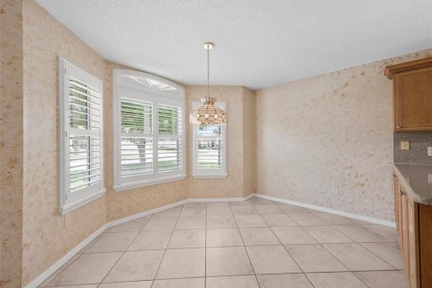 House in The Villages, Florida 3 bedrooms, 207.92 sq.m. № 1624809 - photo 12