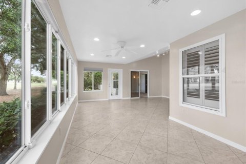 House in The Villages, Florida 3 bedrooms, 207.92 sq.m. № 1624809 - photo 23