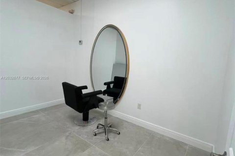 Immobilier commercial à vendre à Davie, Floride № 2176366 - photo 5