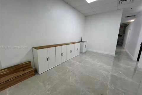 Immobilier commercial à vendre à Davie, Floride № 2176366 - photo 3