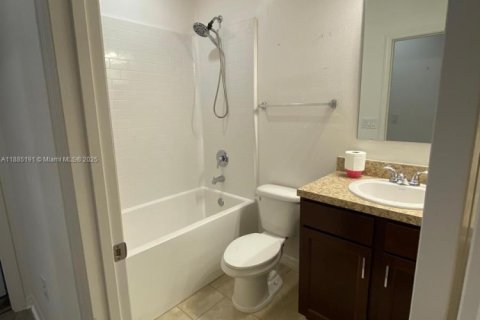 Villa ou maison à vendre à Port St. Lucie, Floride: 4 chambres, 174.1 m2 № 1931300 - photo 10