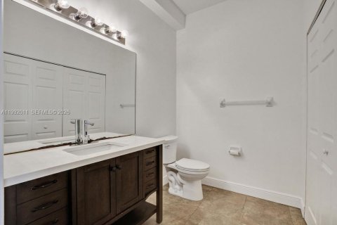 Casa en venta en Pembroke Pines, Florida, 4 dormitorios, 232.26 m2 № 2052436 - foto 17