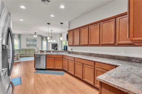 House in Mulberry, Florida 4 bedrooms, 248.33 sq.m. № 1806614 - photo 29