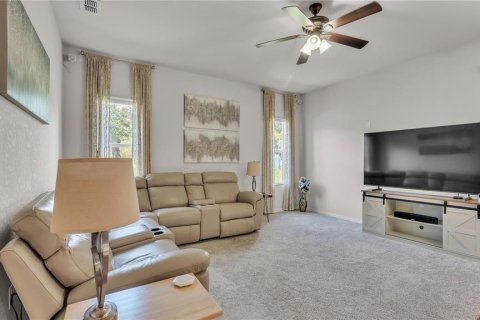 House in Mulberry, Florida 4 bedrooms, 248.33 sq.m. № 1806614 - photo 21
