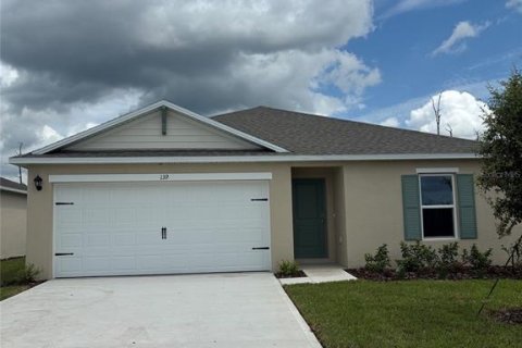 House in Ormond Beach, Florida 4 bedrooms, 139.17 sq.m. № 2296277