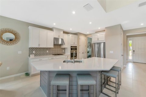 House in Sarasota, Florida 4 bedrooms, 246.47 sq.m. № 2150834 - photo 16