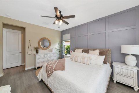 House in Sarasota, Florida 4 bedrooms, 246.47 sq.m. № 2150834 - photo 23