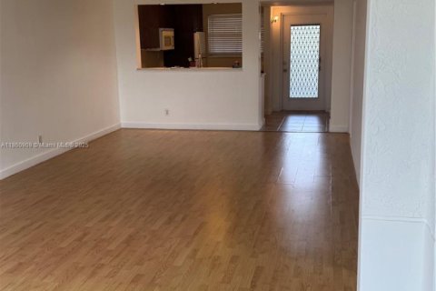 Condo in Davie, Florida, 3 bedrooms  № 1889238 - photo 18