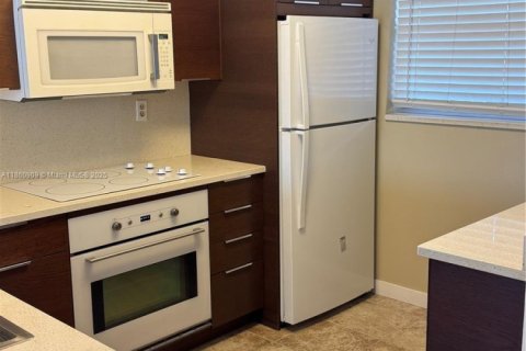 Condo in Davie, Florida, 3 bedrooms  № 1889238 - photo 1