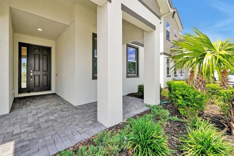 Casa en venta en Kissimmee, Florida, 15 dormitorios, 580.55 m2 № 1766147 - foto 3