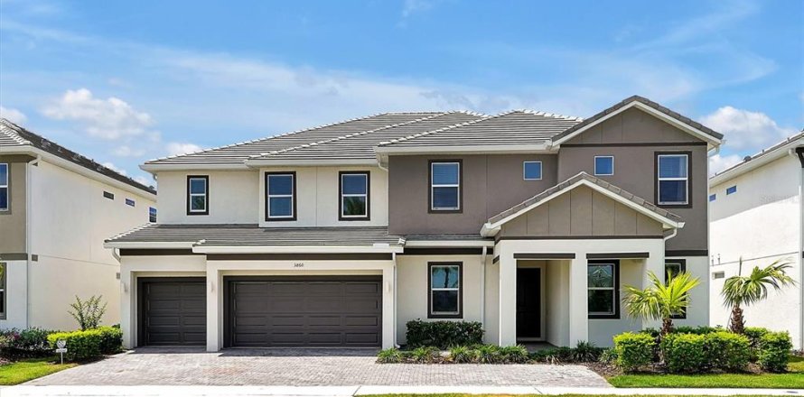 Casa en Kissimmee, Florida 15 dormitorios, 580.55 m2 № 1766147