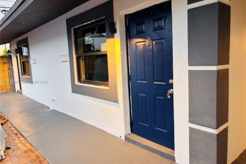 Купить коммерческую недвижимость в Помпано-Бич, Флорида 171.87м2, № 2019650 - фото 6