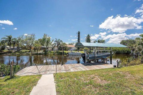 Casa en venta en Punta Gorda, Florida, 3 dormitorios, 108.97 m2 № 2239935 - foto 14