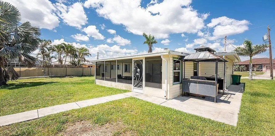 Casa en Punta Gorda, Florida 3 dormitorios, 108.97 m2 № 2239935