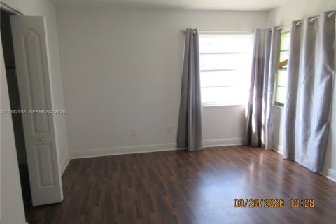 Купить виллу или дом в Майами, Флорида 4 спальни, 178.37м2, № 2056029 - фото 9