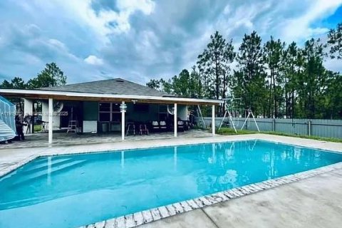 House in Naples, Florida 4 bedrooms № 2082663 - photo 5