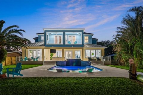 House in New Smyrna Beach, Florida 5 bedrooms, 428.37 sq.m. № 1568588 - photo 23