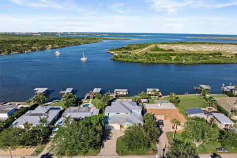 House in New Smyrna Beach, Florida 5 bedrooms, 428.37 sq.m. № 1568588 - photo 29