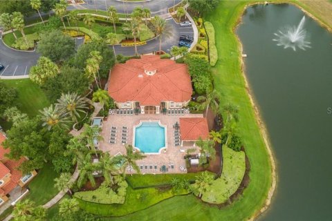 House in Kissimmee, Florida 5 bedrooms, 215.25 sq.m. № 2109249 - photo 23