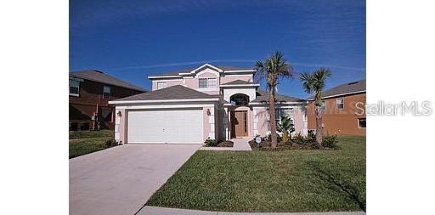 House in Kissimmee, Florida 5 bedrooms, 215.25 sq.m. № 2109249