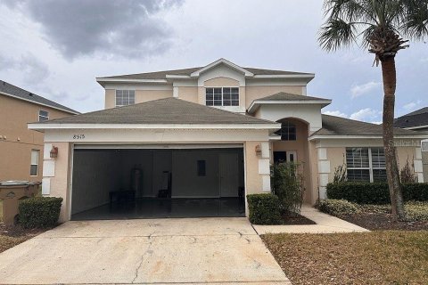 House in Kissimmee, Florida 5 bedrooms, 215.25 sq.m. № 2109249 - photo 2