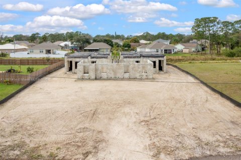 Купить виллу или дом в Палм-Бей, Флорида № 2043448 - фото 4