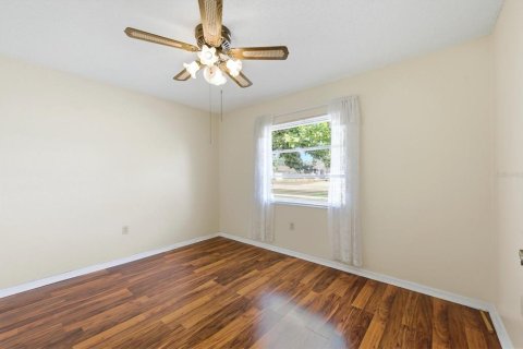 House in Port Charlotte, Florida 4 bedrooms, 212.1 sq.m. № 2093076 - photo 26