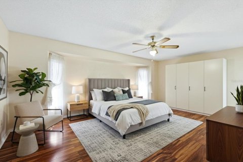 House in Port Charlotte, Florida 4 bedrooms, 212.1 sq.m. № 2093076 - photo 6